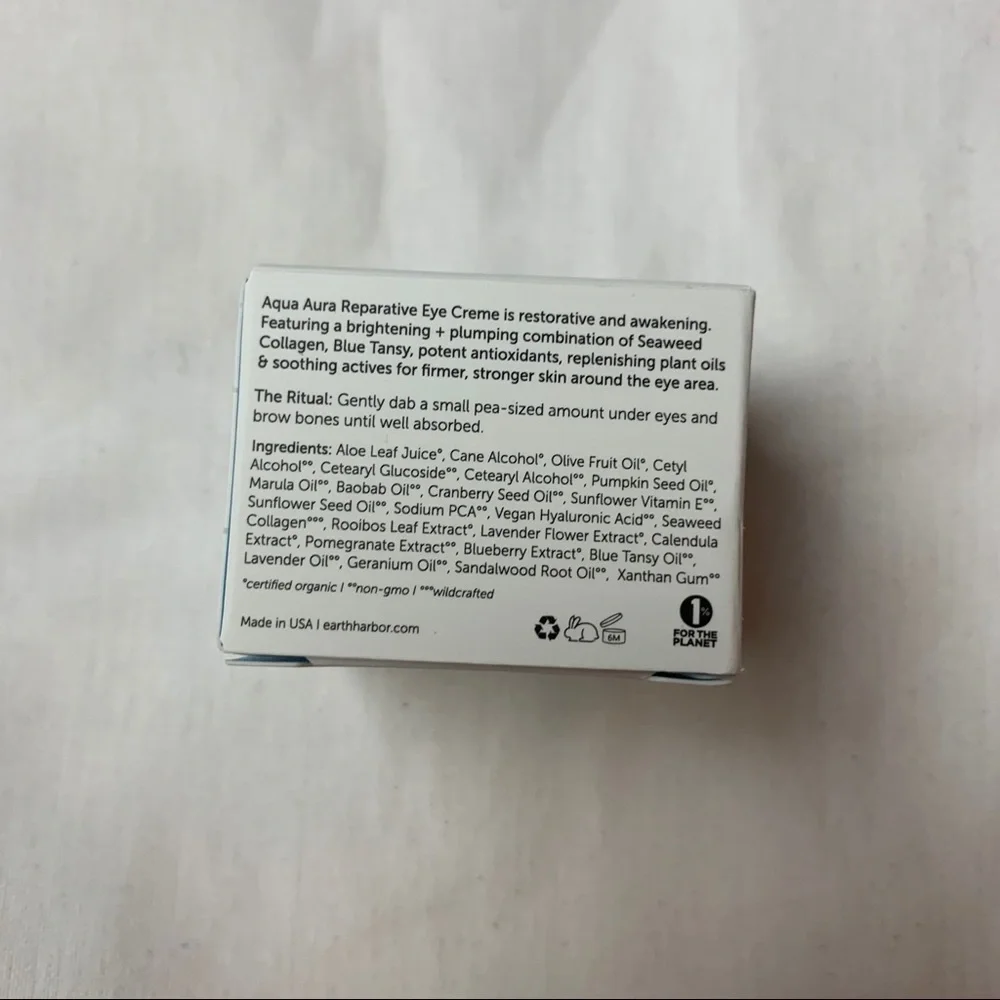 Earth harbor aqua aura eye cream